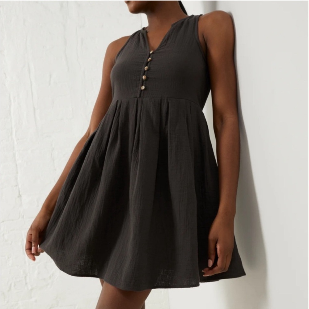 Upwest Sleeveless Charcoal Gauzy Button-Front fit & flare Mini Dress size M NWT
